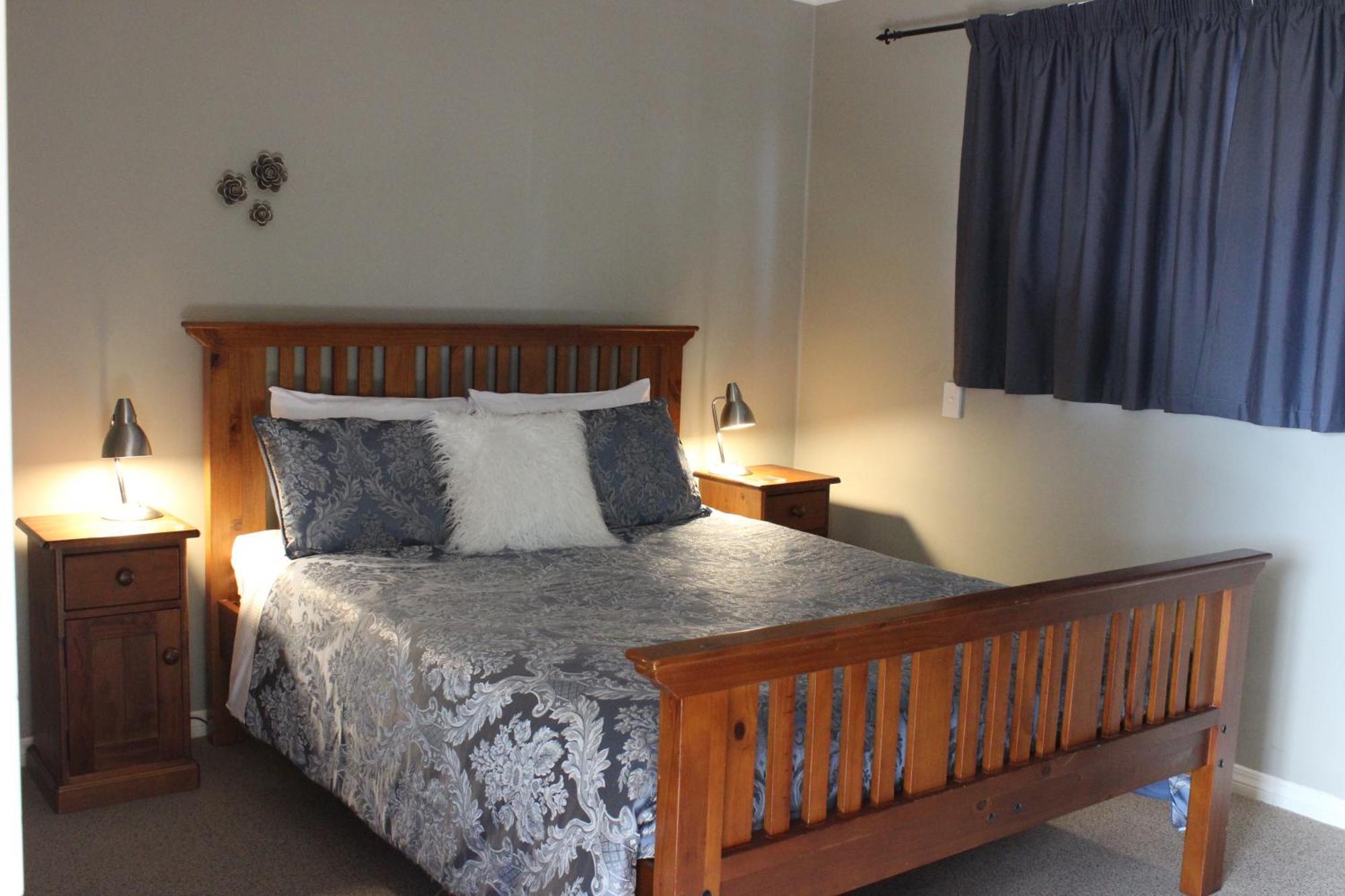 Blue Thistle Cottages Te Anau Εξωτερικό φωτογραφία