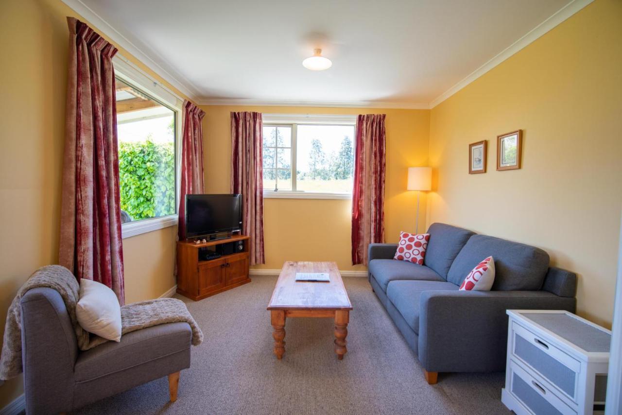 Blue Thistle Cottages Te Anau Εξωτερικό φωτογραφία